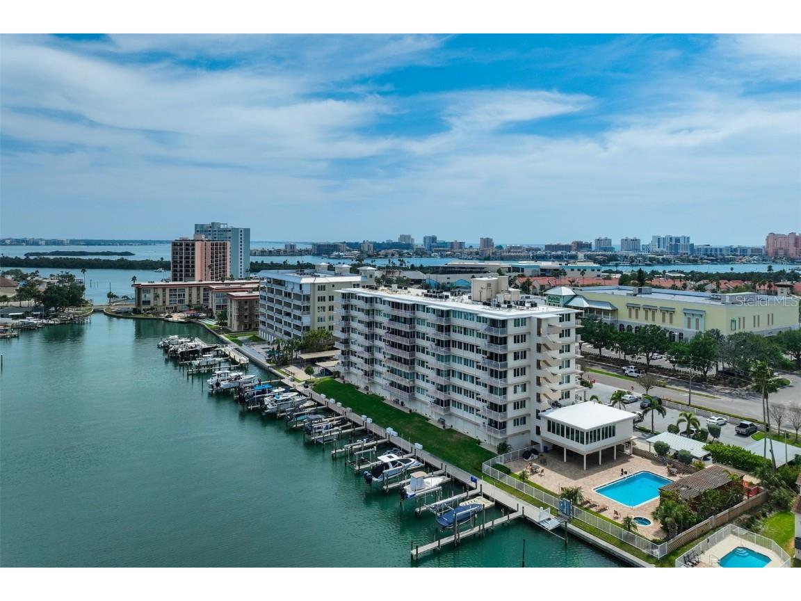 223 Island Way #5D Clearwater Beach FL 33767 TB8377835 image1