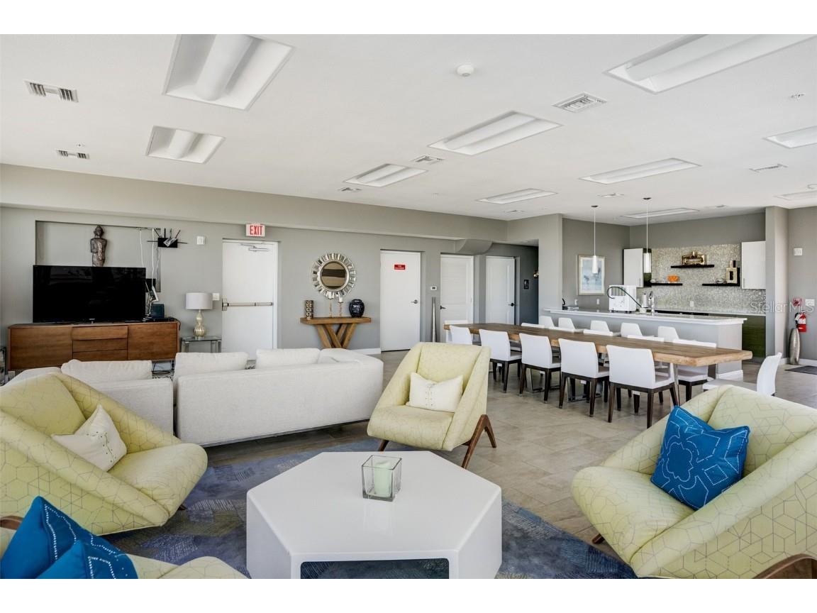 223 Island Way #5D Clearwater Beach FL 33767 TB8377835 image17