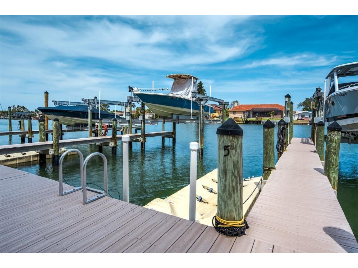 223 Island Way #5D Clearwater Beach FL 33767 TB8377835 image21