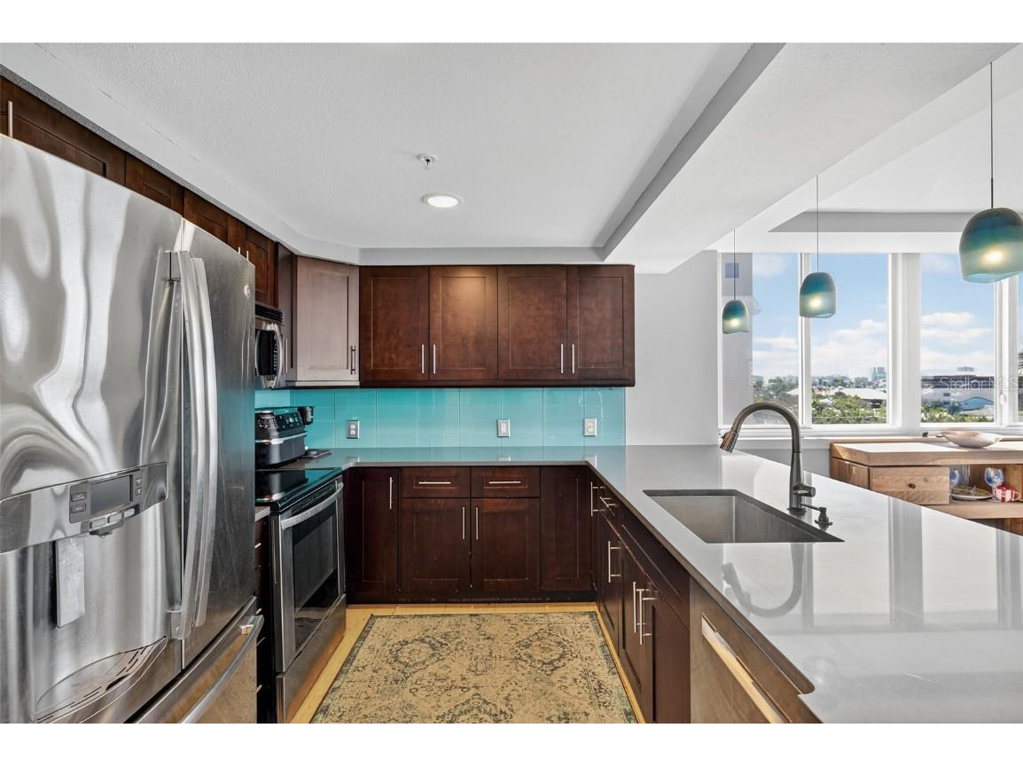 223 Island Way #6D Clearwater Beach FL 33767 TB8450999 image10