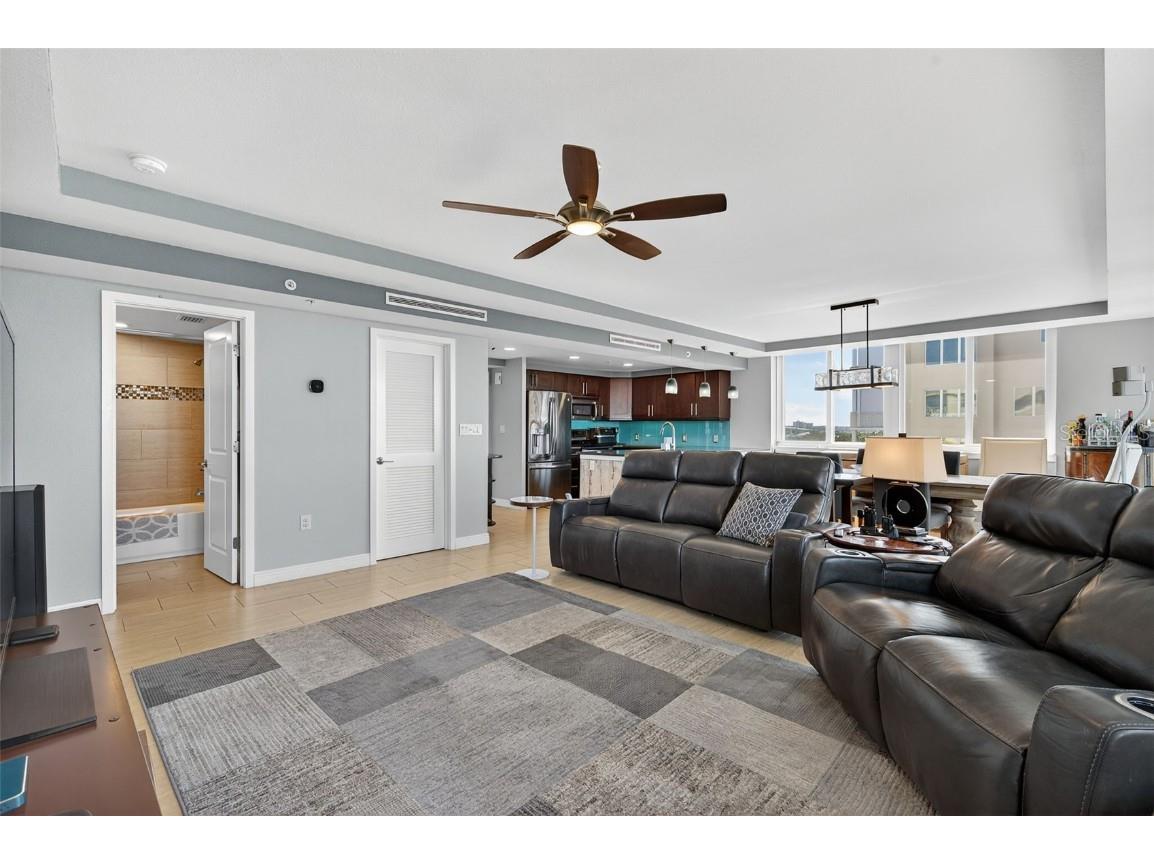 223 Island Way #6D Clearwater Beach FL 33767 TB8450999 image18