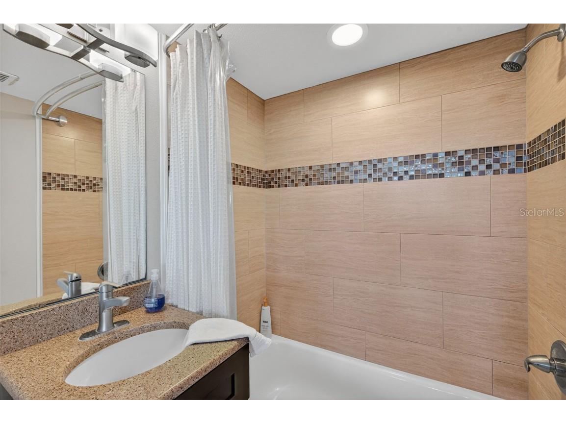 223 Island Way #6D Clearwater Beach FL 33767 TB8450999 image21