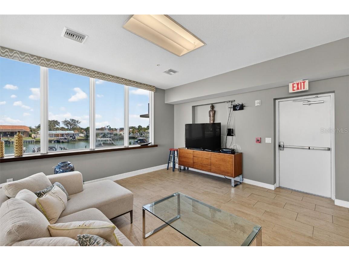 223 Island Way #6D Clearwater Beach FL 33767 TB8450999 image47