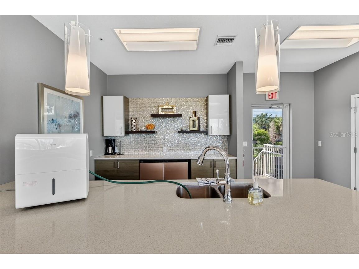 223 Island Way #6D Clearwater Beach FL 33767 TB8450999 image52