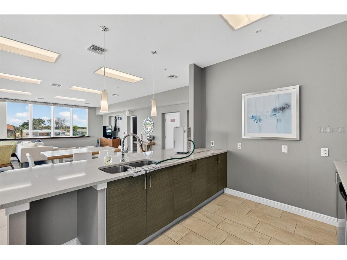 223 Island Way #6D Clearwater Beach FL 33767 TB8450999 image55