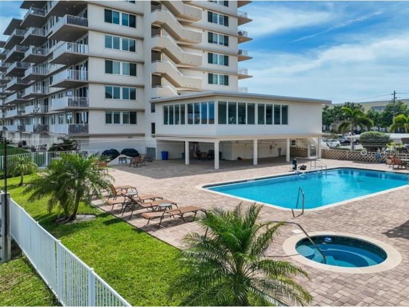223 Island Way #6D Clearwater Beach FL 33767 TB8450999 image84