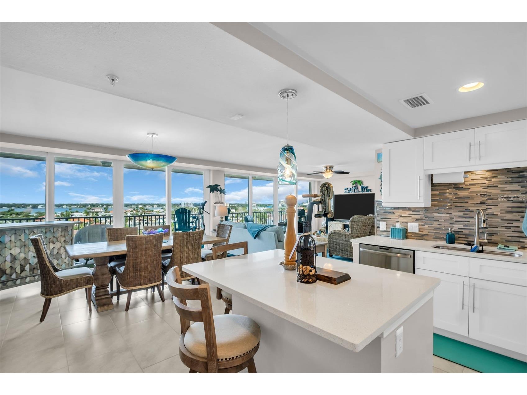 223 Island Way #7F Clearwater Beach FL 33767 TB8389468 image15