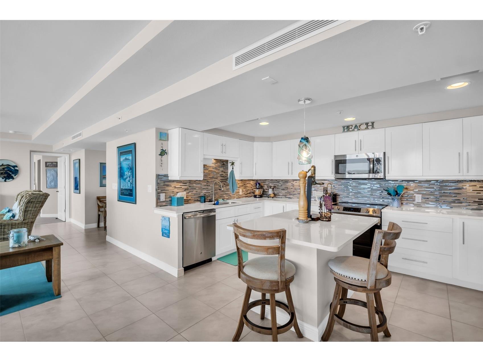 223 Island Way #7F Clearwater Beach FL 33767 TB8389468 image18