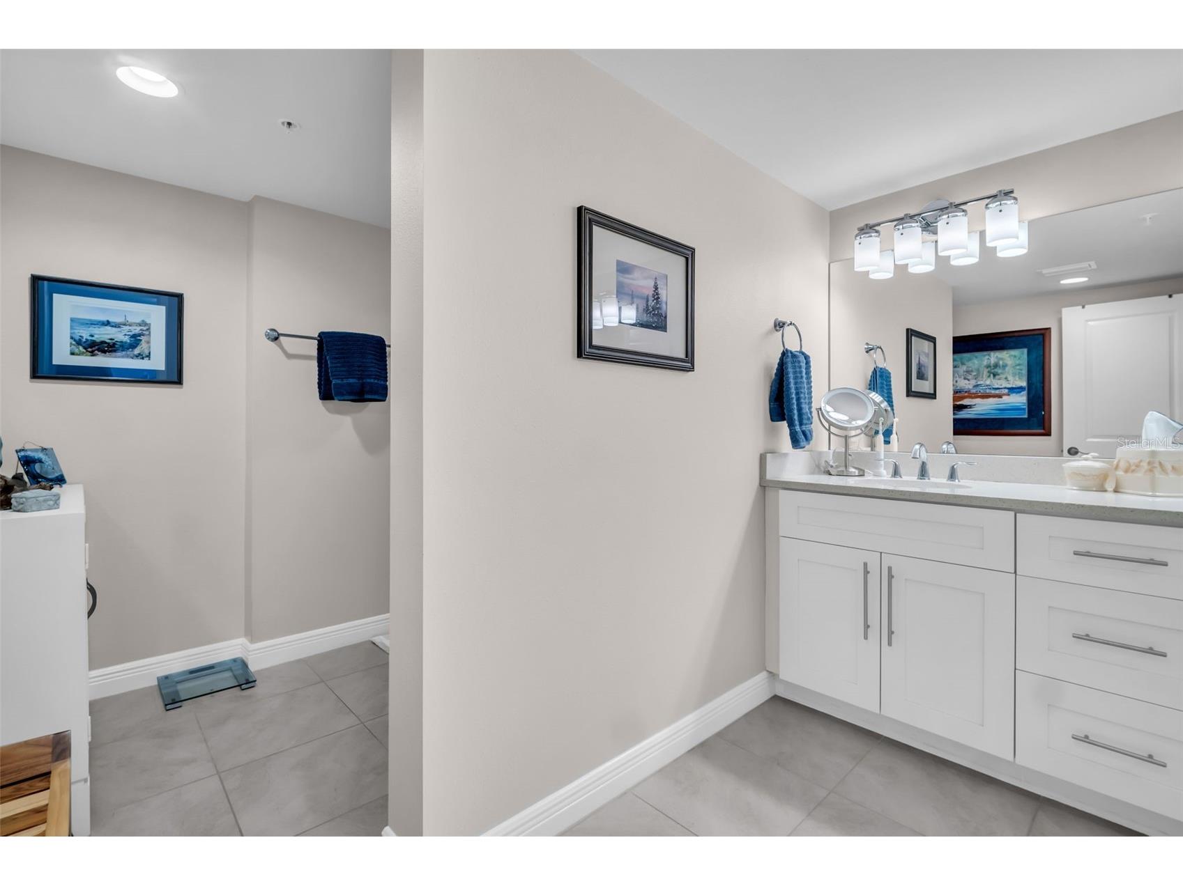 223 Island Way #7F Clearwater Beach FL 33767 TB8389468 image23