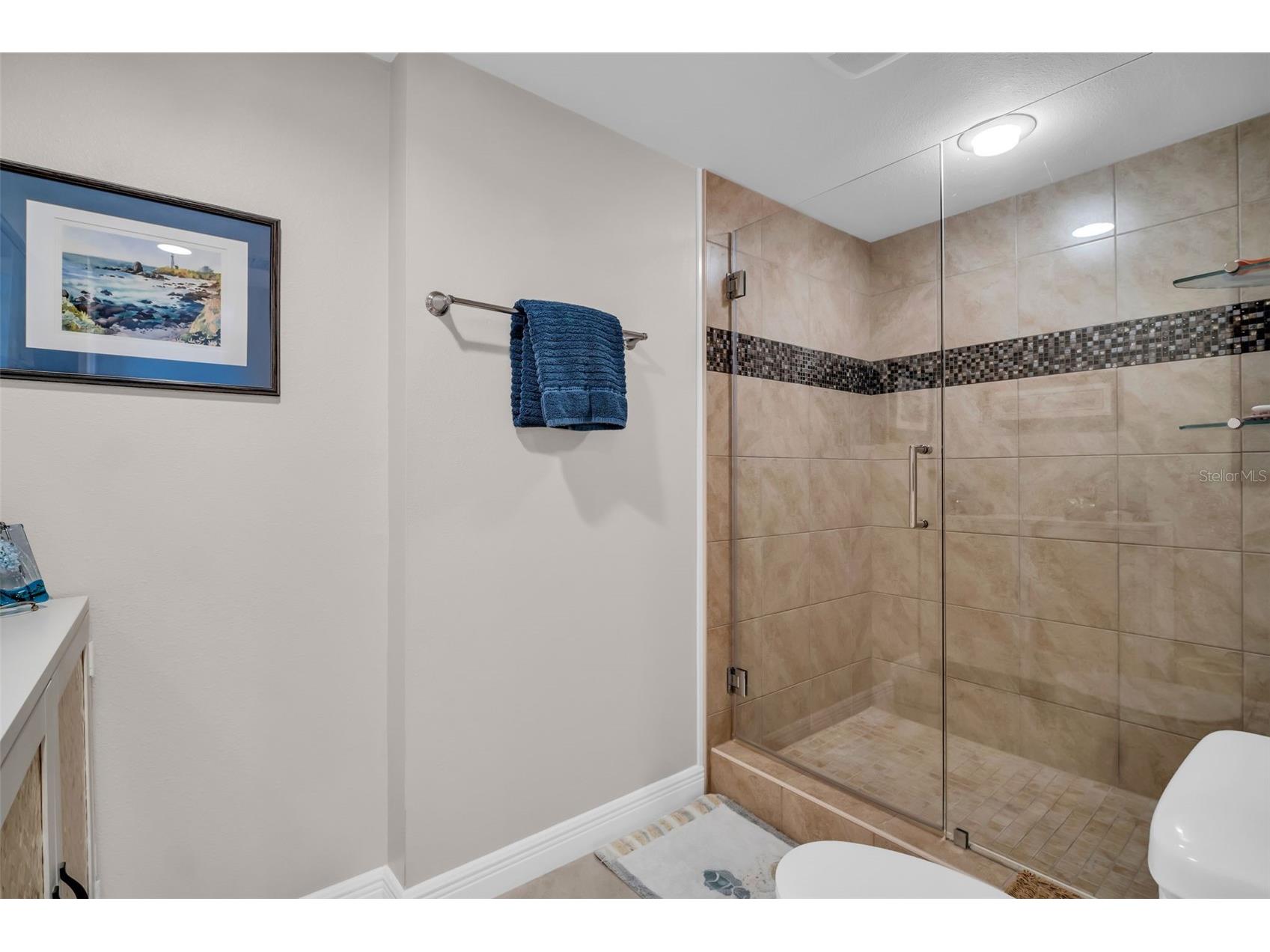 223 Island Way #7F Clearwater Beach FL 33767 TB8389468 image25