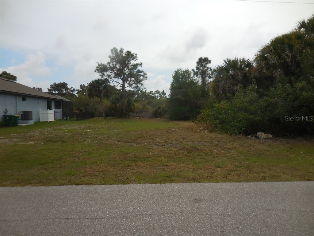 223 Jennifer Drive Rotonda West FL 33947 D6144484 image1