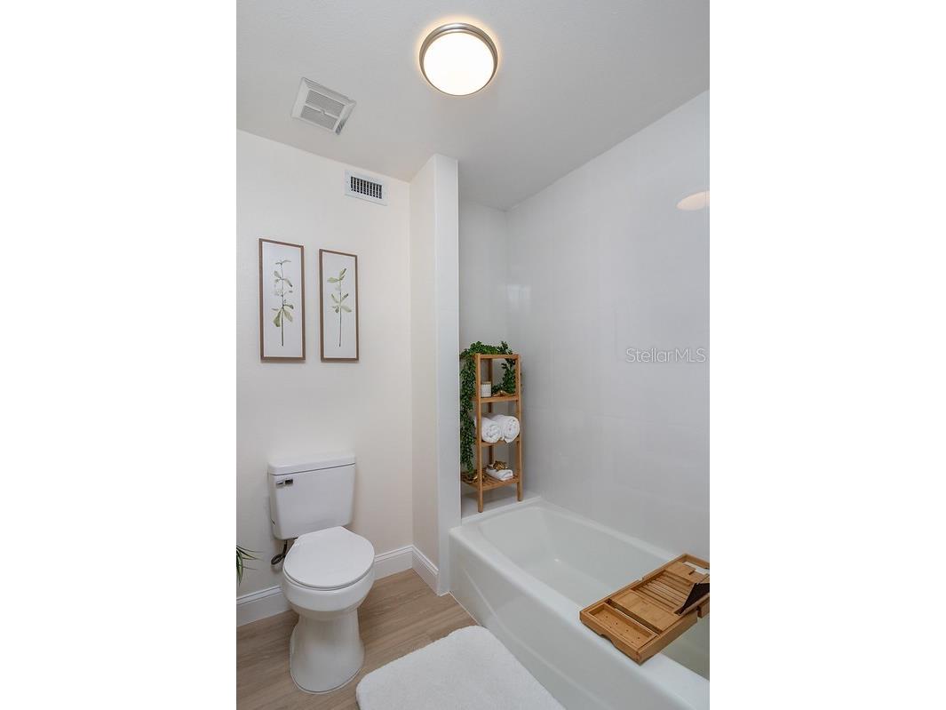 223 Lakewood Drive #223 Bradenton FL 34210 A4698661 image14