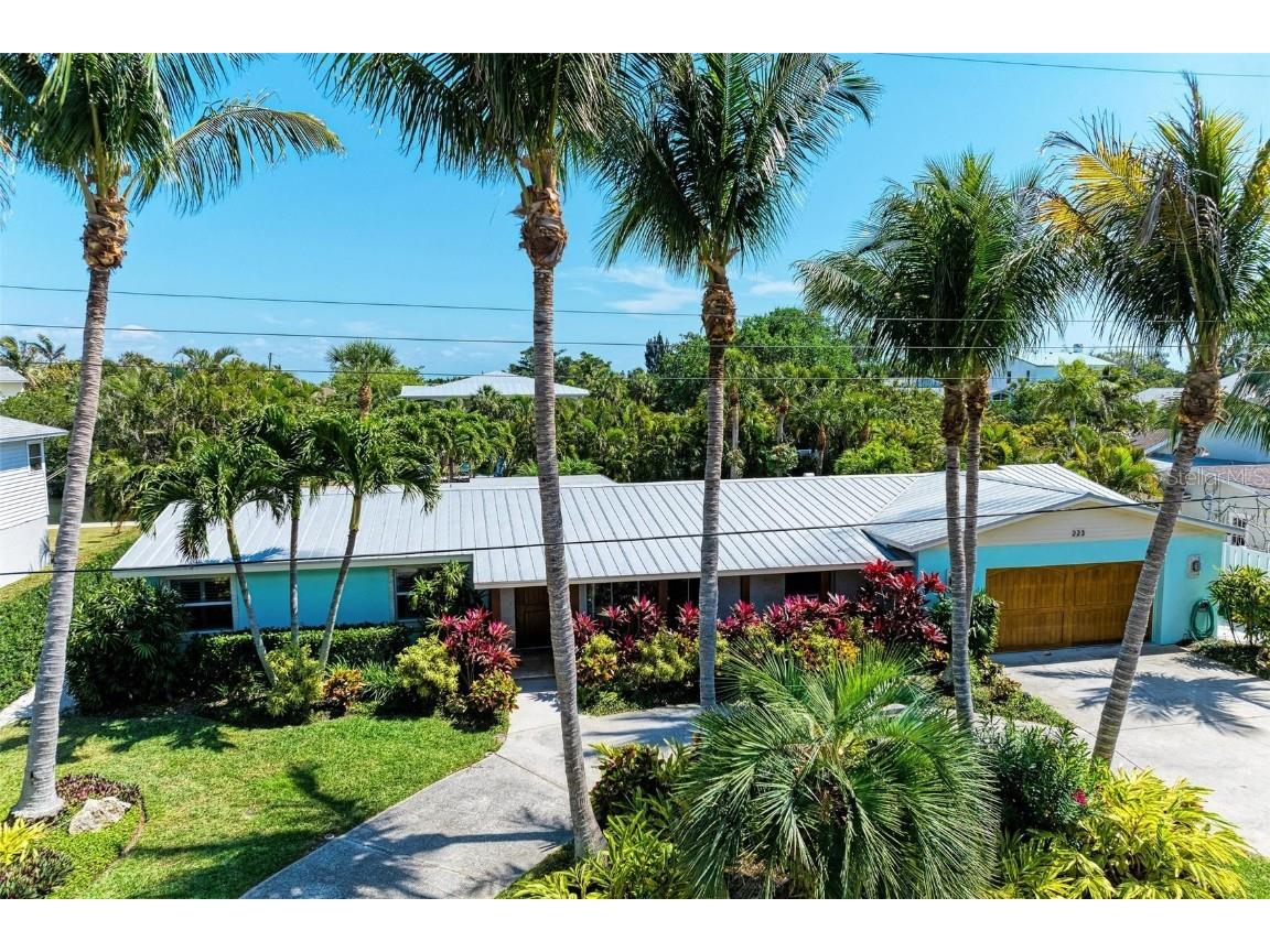 223 Oak Avenue Anna Maria FL 34216 A4564064 image1