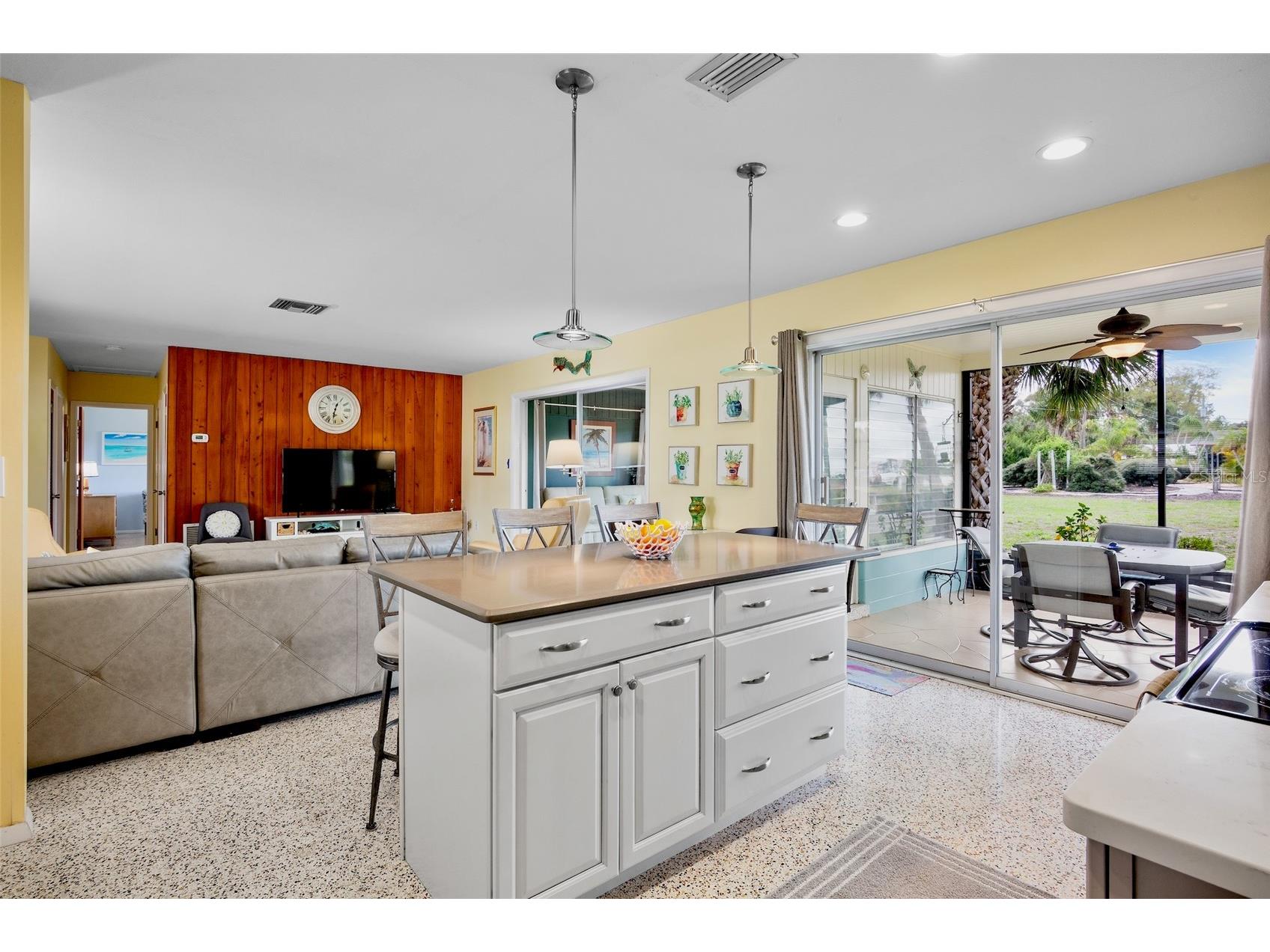 223 Roberts Road Nokomis FL 34275 A4686012 image8