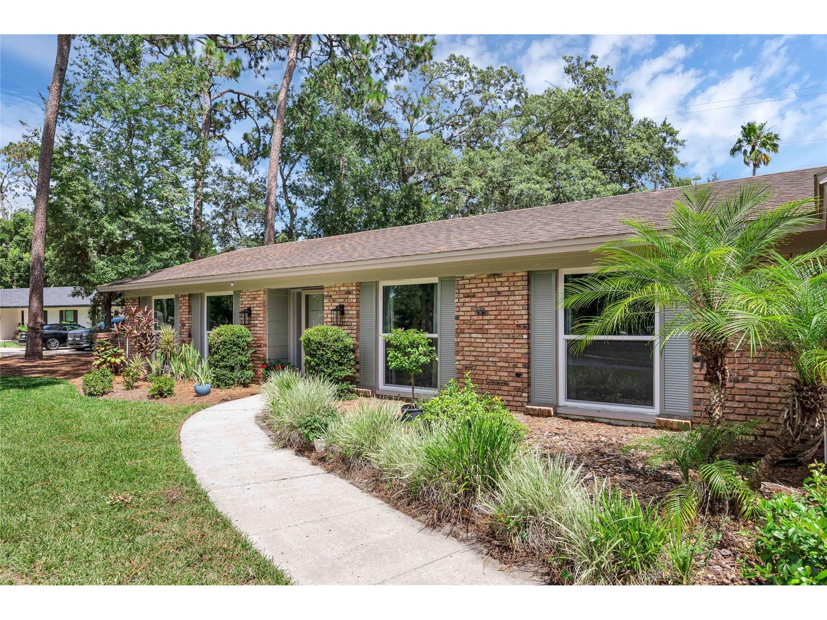 223 Royal Oaks Circle Longwood FL 32779 - LAKE BRANTLEY O6380319 image1