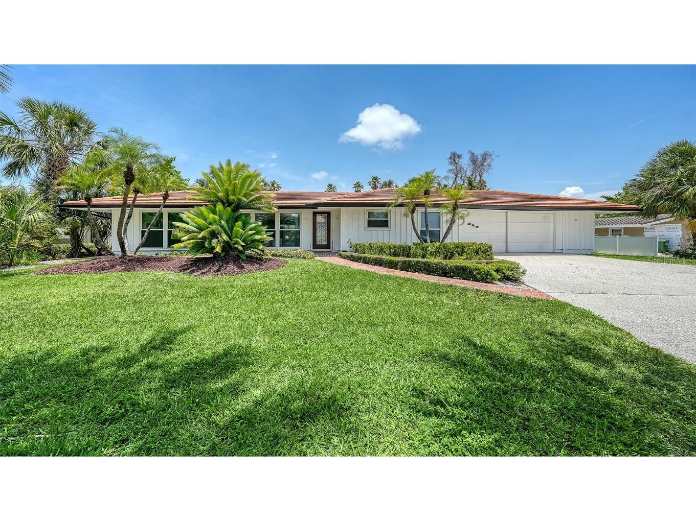 223 Seagull Lane Sarasota FL 34236 A4654386 image5