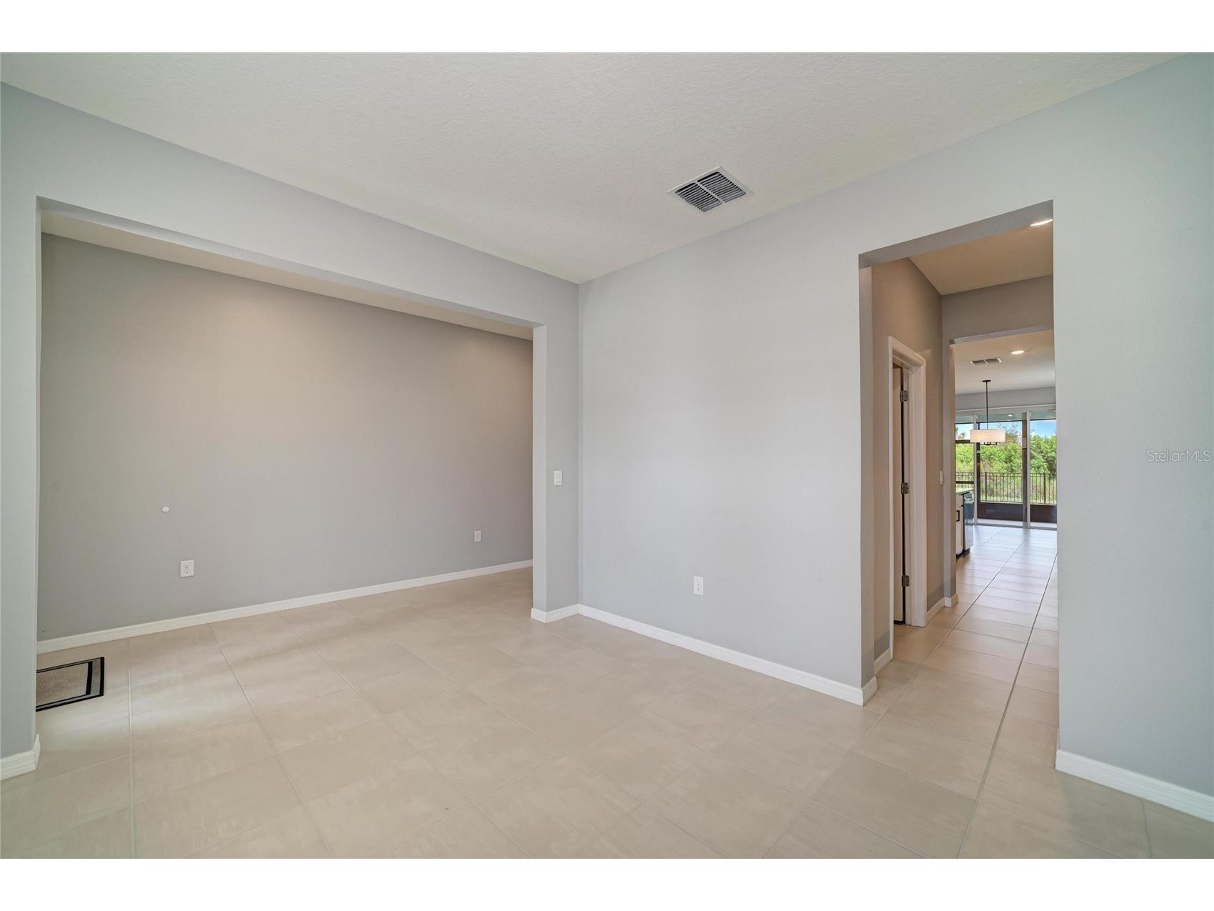 2230 Marsh Harbour Loop Bradenton FL 34208 A4698946 image10