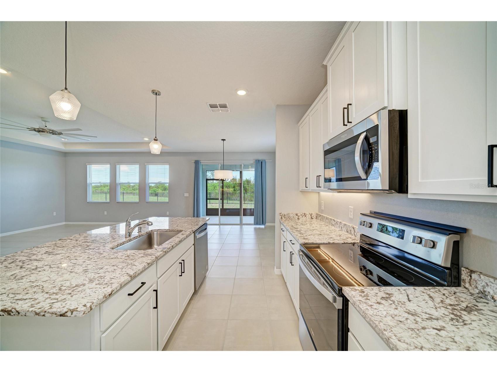 2230 Marsh Harbour Loop Bradenton FL 34208 A4698946 image26