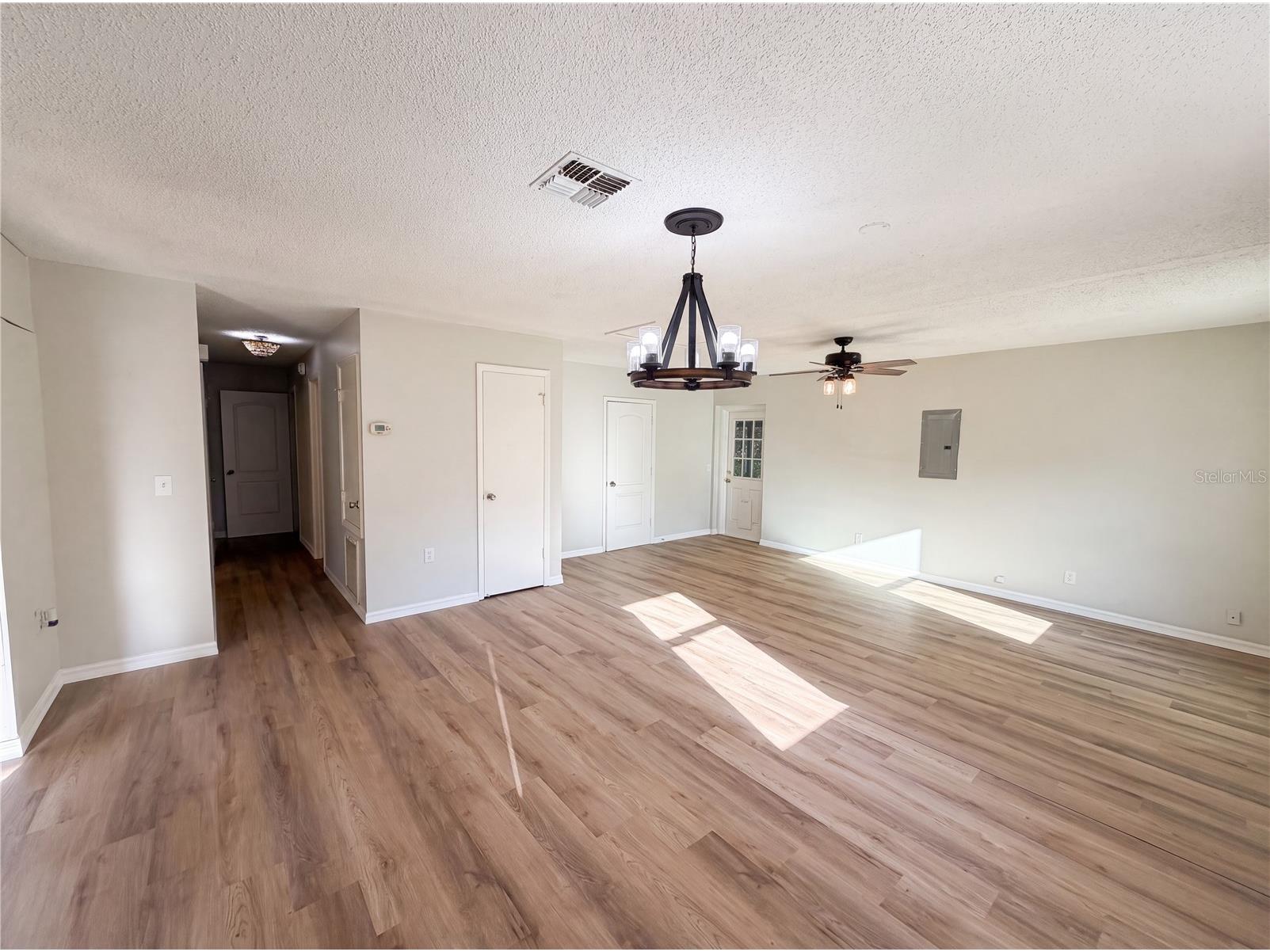 2230 Spring Hollow Drive Orange City FL 32763 O6423693 image8