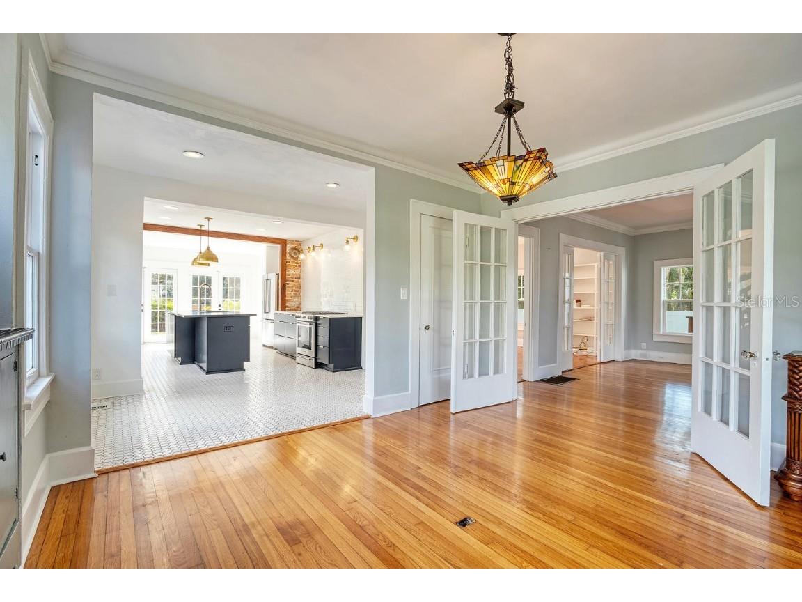 2230 Trelain Drive S Saint Petersburg FL 33712 TB8426896 image7