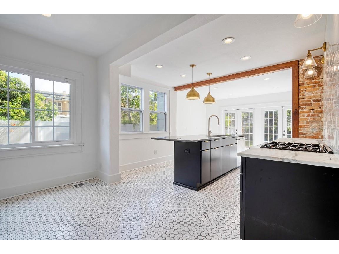 2230 Trelain Drive S Saint Petersburg FL 33712 TB8426896 image8