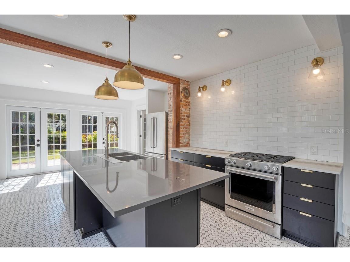 2230 Trelain Drive S Saint Petersburg FL 33712 TB8426896 image9