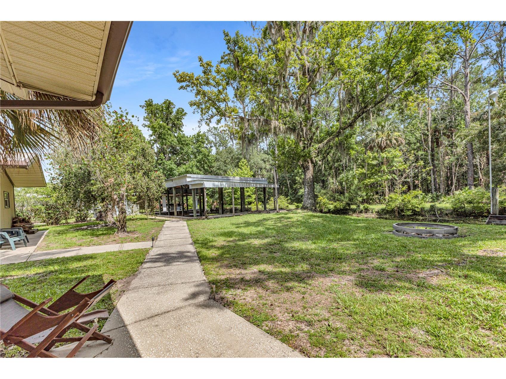 22308 Blue Creek Lodge Road Astor FL 32102 - ST JOHN'S RIVER LAKE GEORGE R4911432 image30