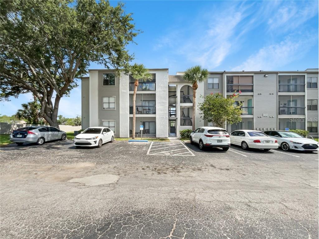 2231 Cascades Boulevard #301 Kissimmee FL 34741 O6214960 image1