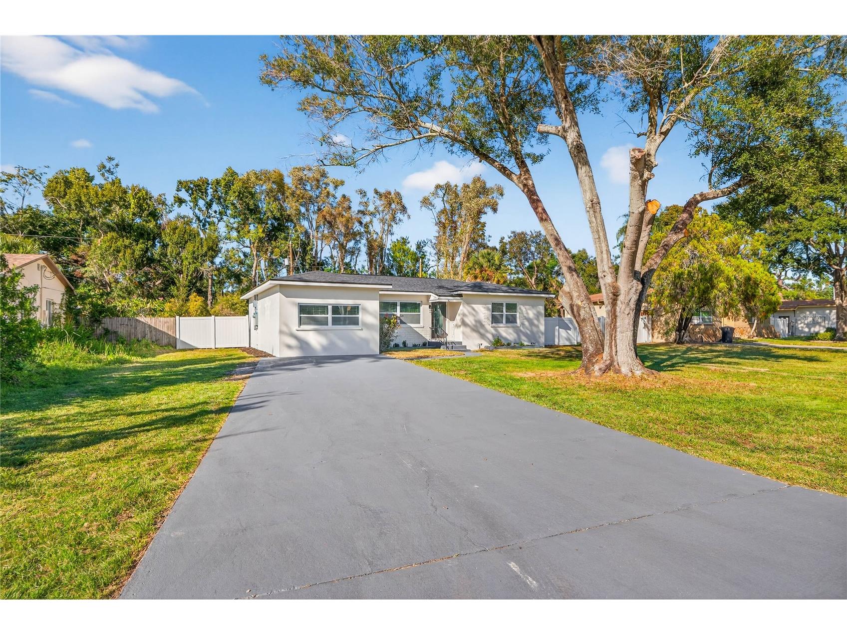 2231 Lamparilla Way S Saint Petersburg FL 33712 TB8448539 image1