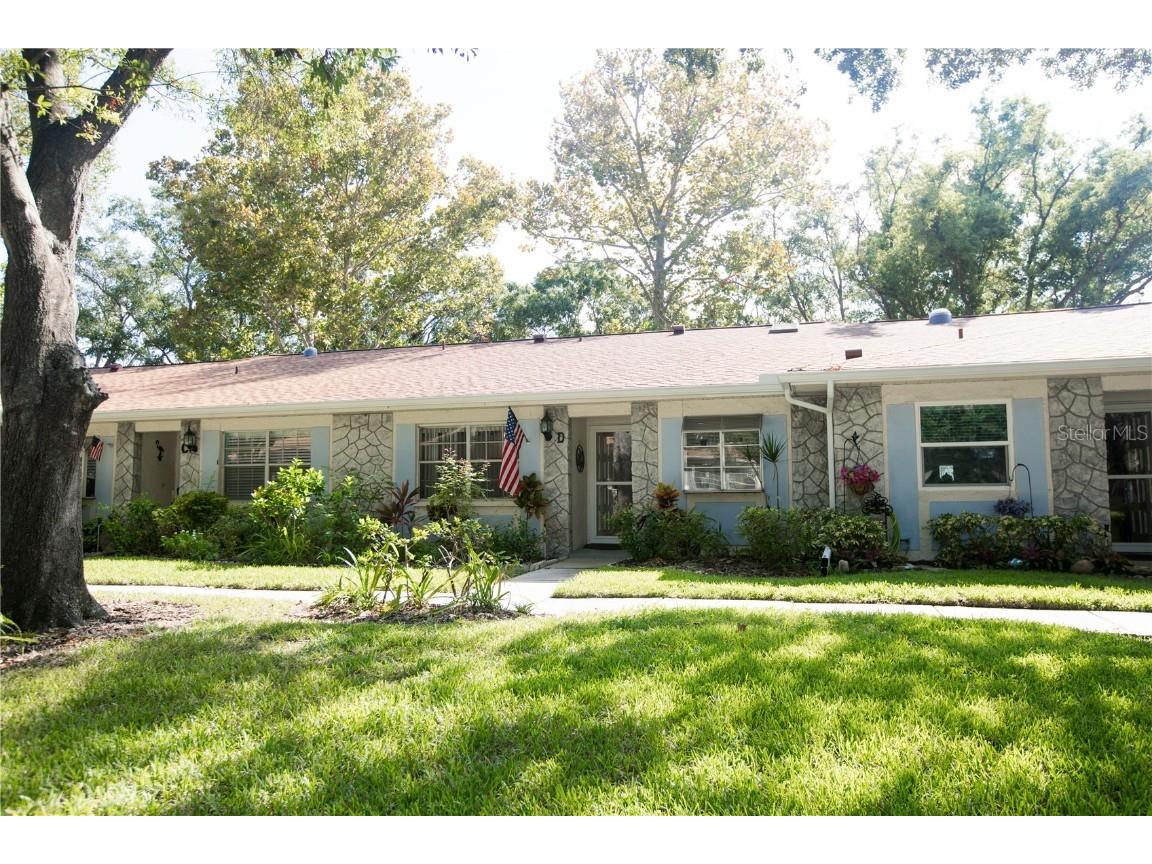 2231 Lark Circle E #D Palm Harbor FL 34684 U8213845 image1