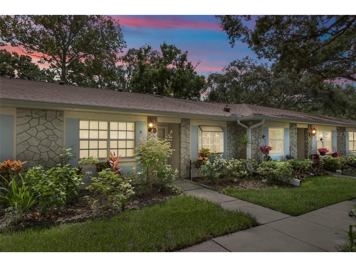 2231 Lark Circle E #D Palm Harbor FL 34684 U8246534 image1