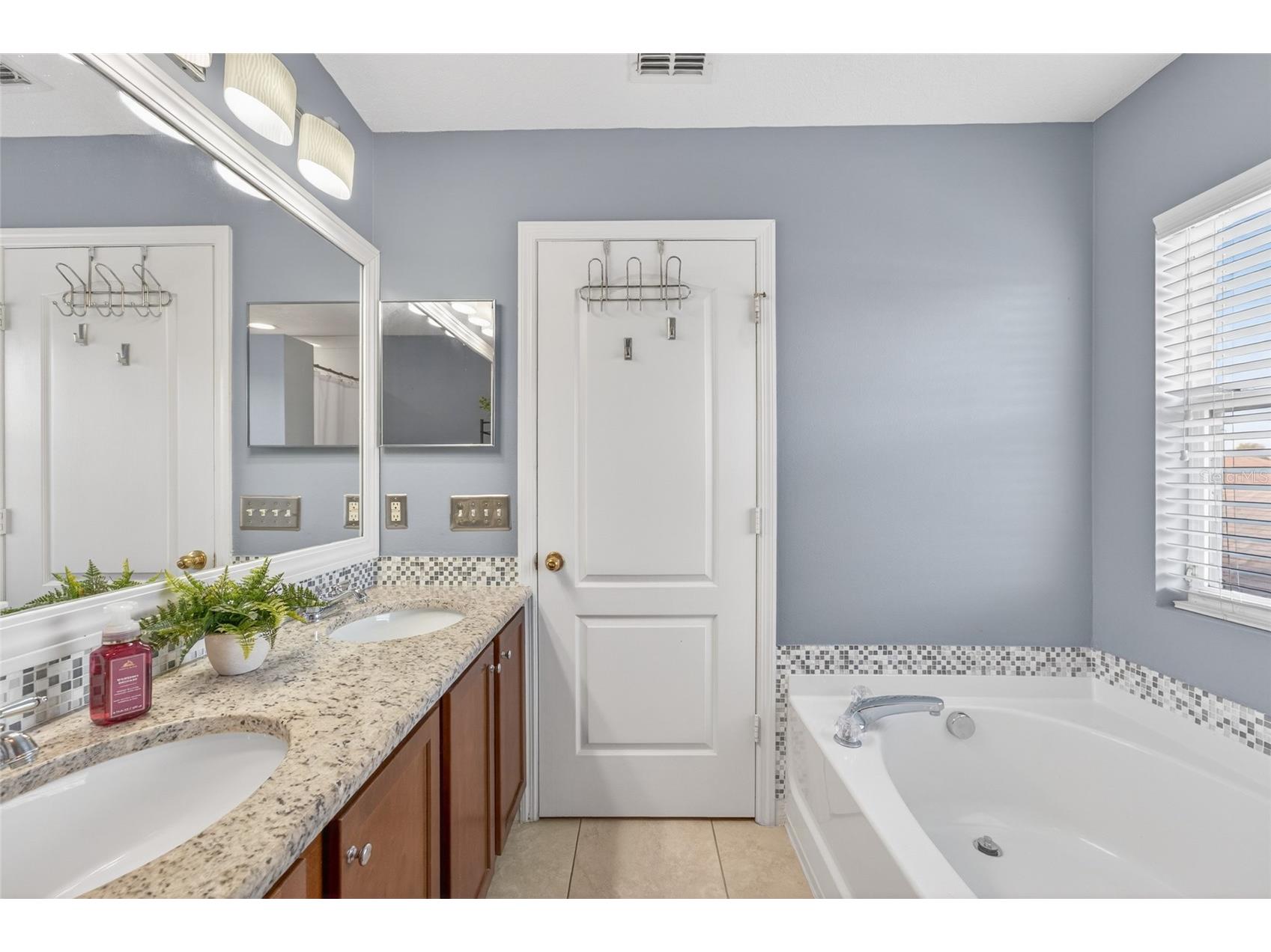 2231 Tradewinds Drive Kissimmee FL 34746 O6404548 image39