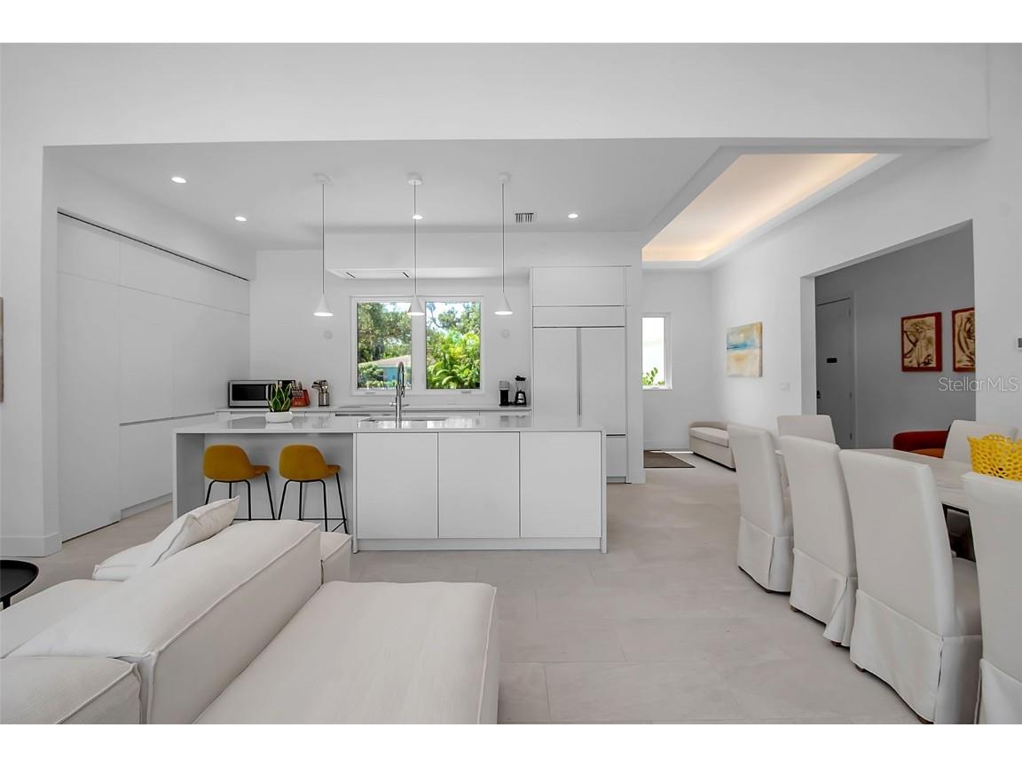 2231 Wood Street Sarasota FL 34237 A4663908 image10