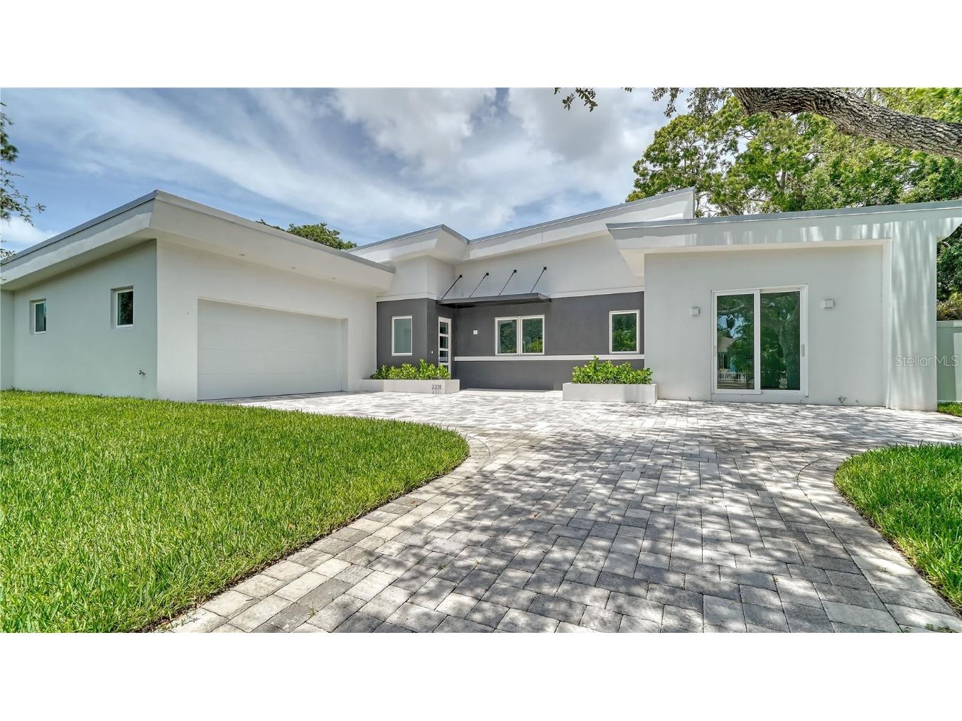 2231 Wood Street Sarasota FL 34237 A4666469 image1