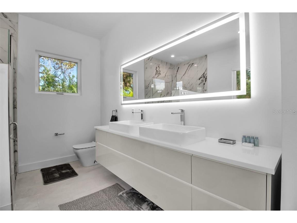 2231 Wood Street Sarasota FL 34237 A4666469 image21