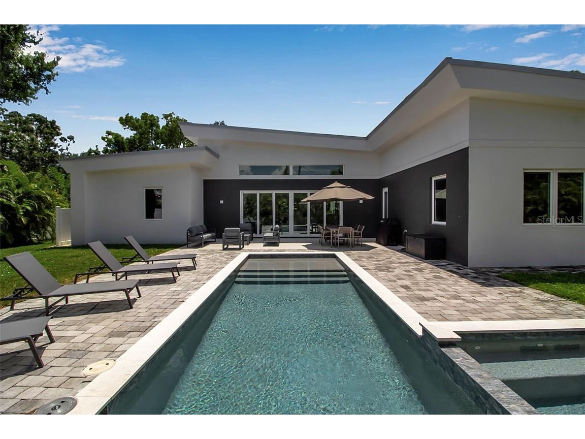 2231 Wood Street Sarasota FL 34237 A4666469 image31