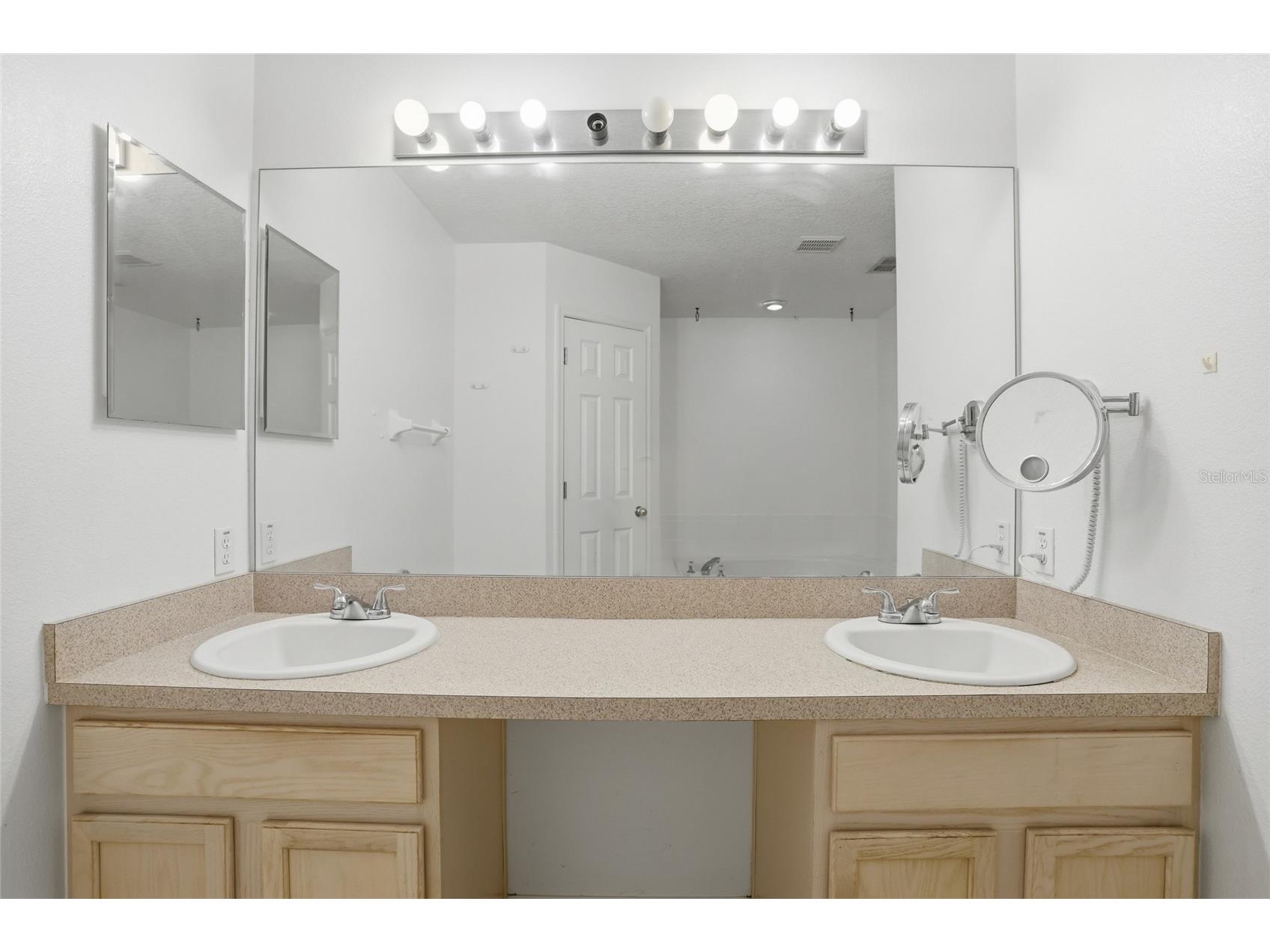 2232 Archer Boulevard Orlando FL 32833 TB8488535 image30