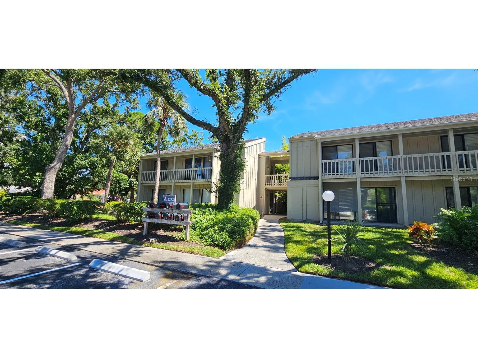 2232 Bahia Vista Street #A6 Sarasota FL 34239 A4666617 image1