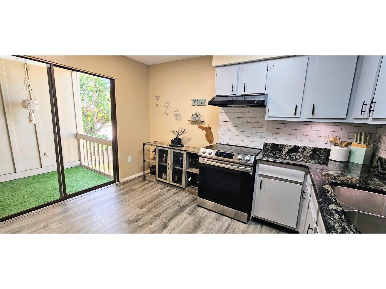 2232 Bahia Vista Street #A6 Sarasota FL 34239 A4666617 image18