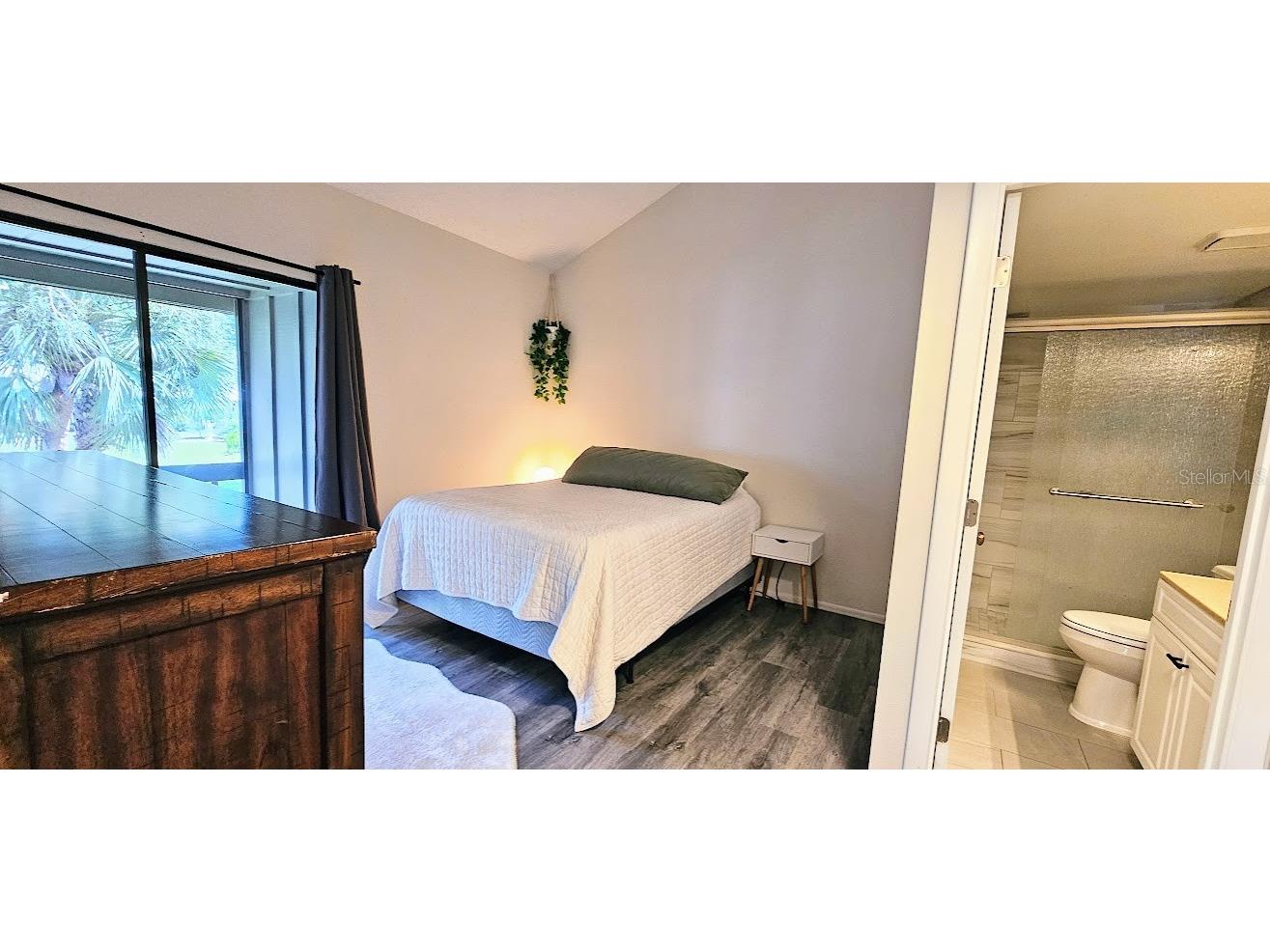 2232 Bahia Vista Street #A6 Sarasota FL 34239 A4666617 image23