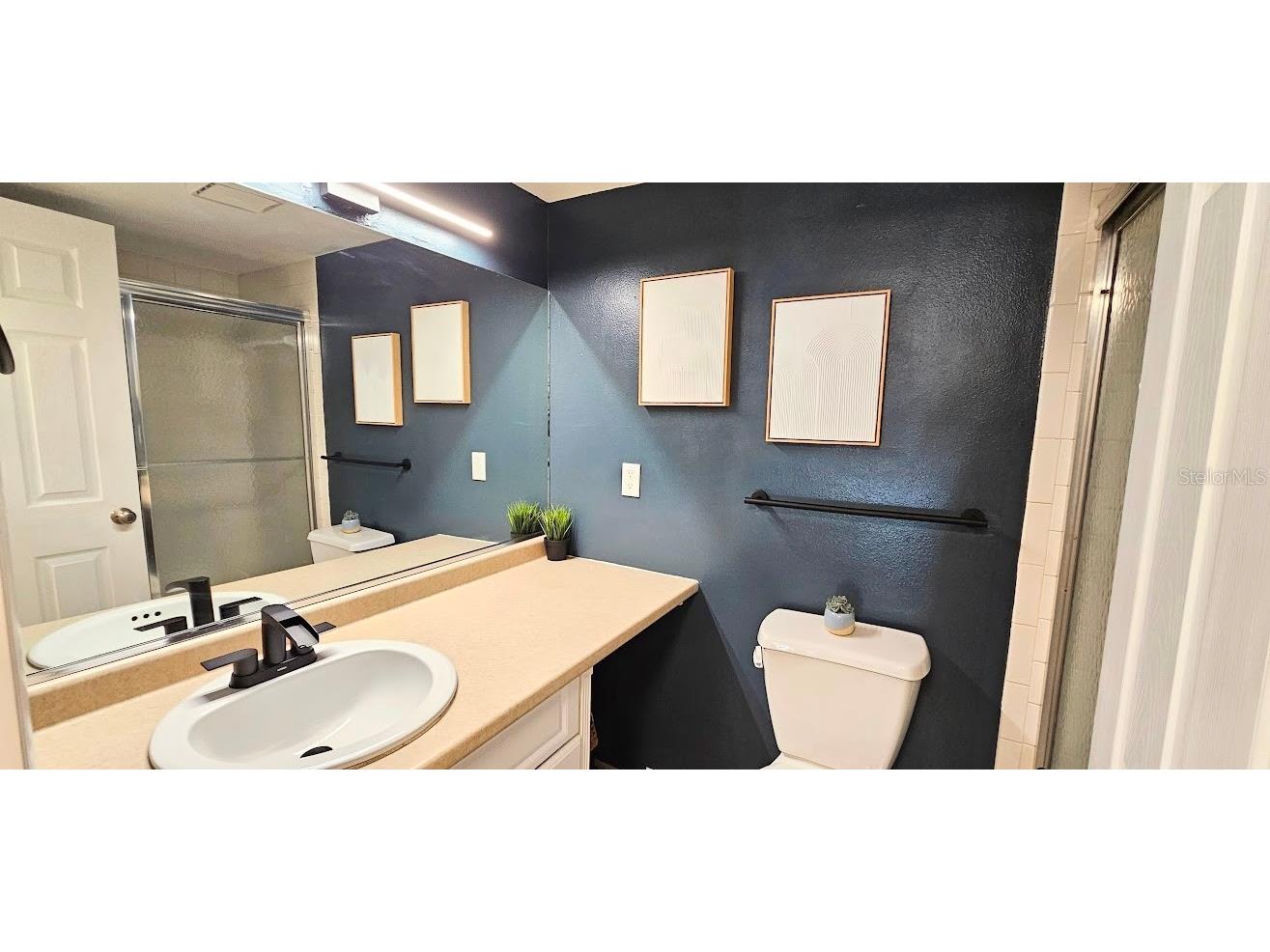 2232 Bahia Vista Street #A6 Sarasota FL 34239 A4666617 image28