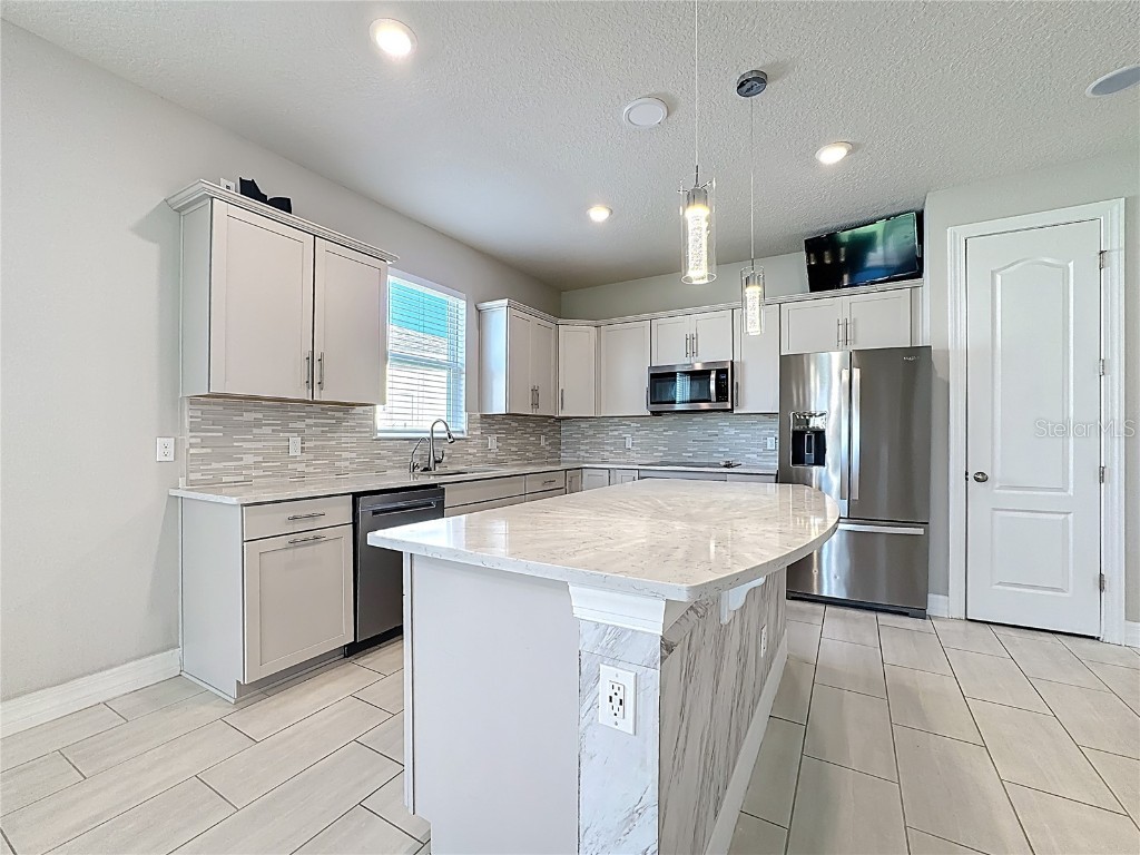 2232 Bur Oak Boulevard Saint Cloud FL 34771 O6357043 image7