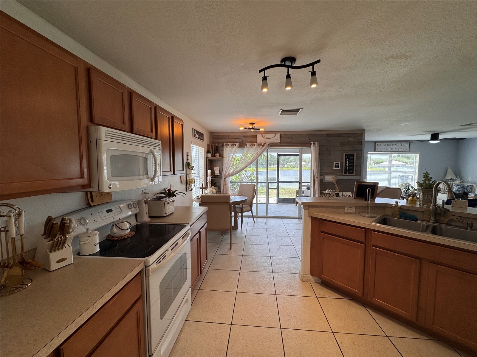 2232 Colville Chase Drive Ruskin FL 33570 TB8528359 image12