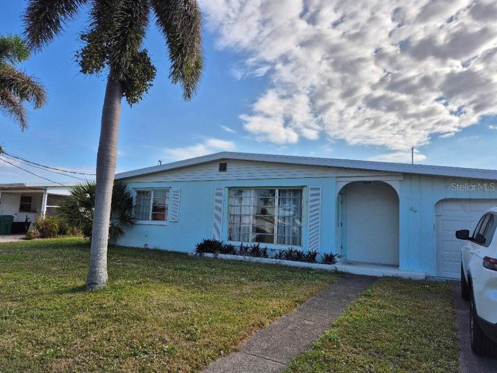 2232 Gifford Street Port Charlotte FL 33952 O6277800 image1