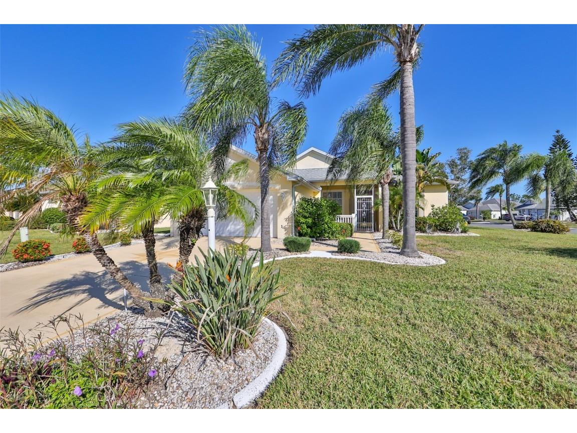 2232 N Creek Court Sun City Center FL 33573 T3482105 image1