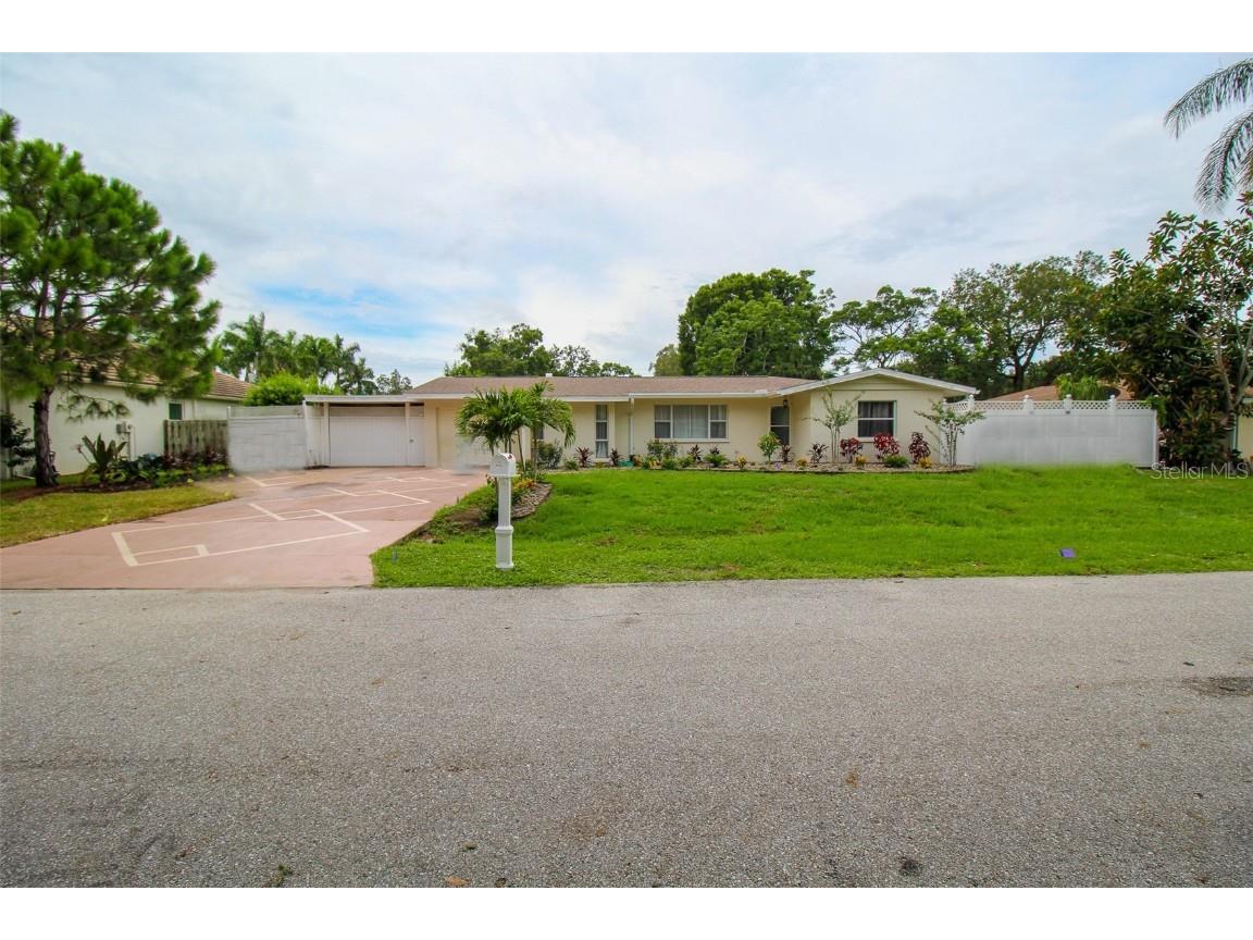 2232 Pine Terrace Sarasota FL 34231 A4510183 image1
