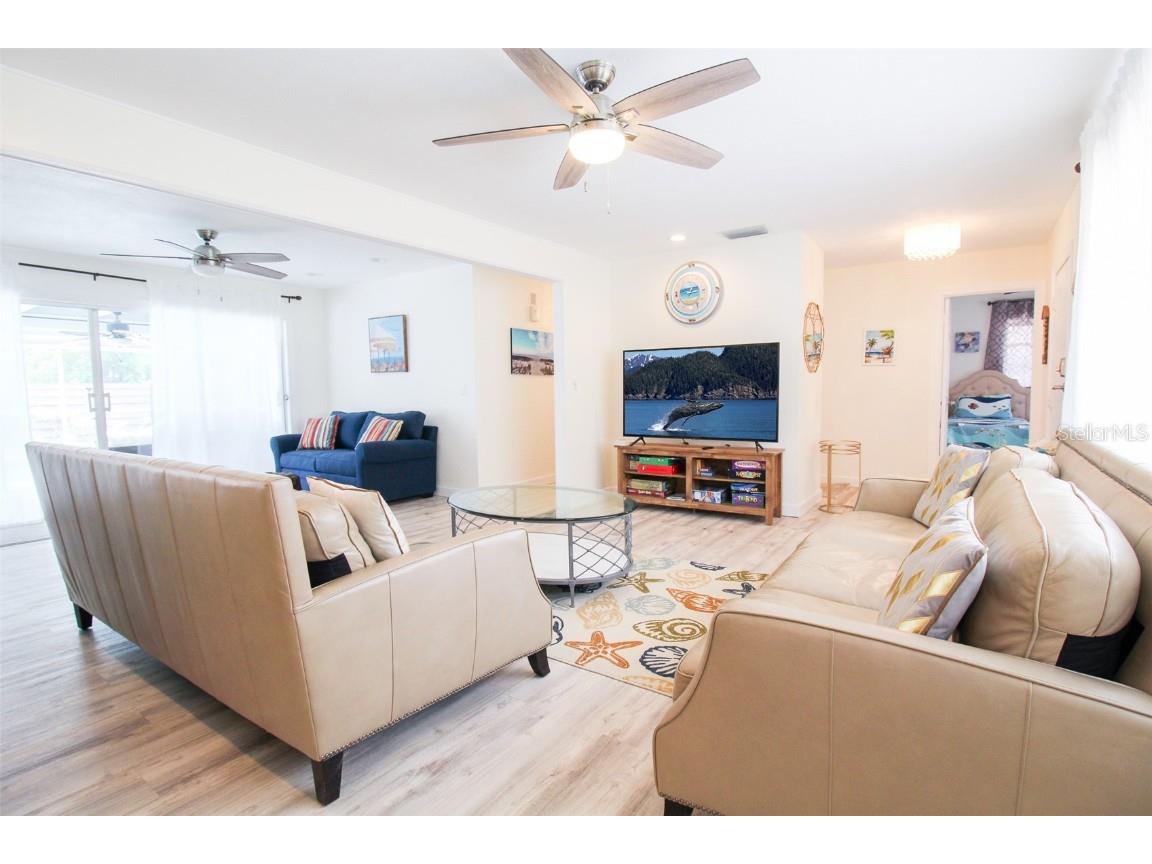 2232 Pine Terrace Sarasota FL 34231 A4510183 image10