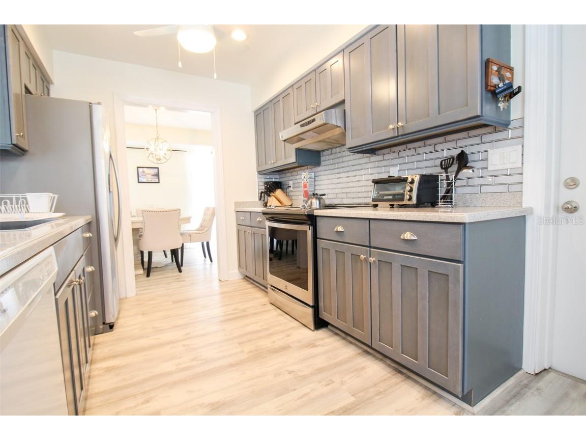 2232 Pine Terrace Sarasota FL 34231 A4510183 image18