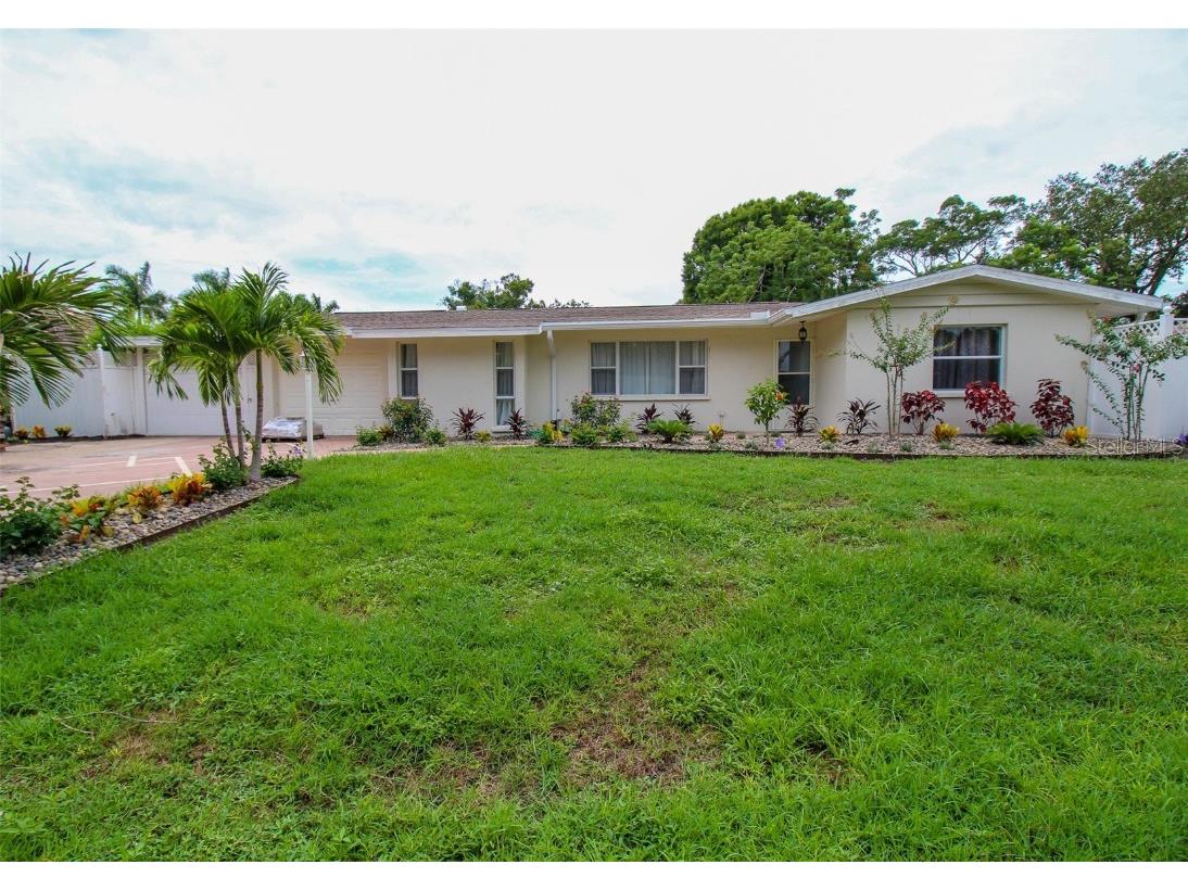 2232 Pine Terrace Sarasota FL 34231 A4510183 image2