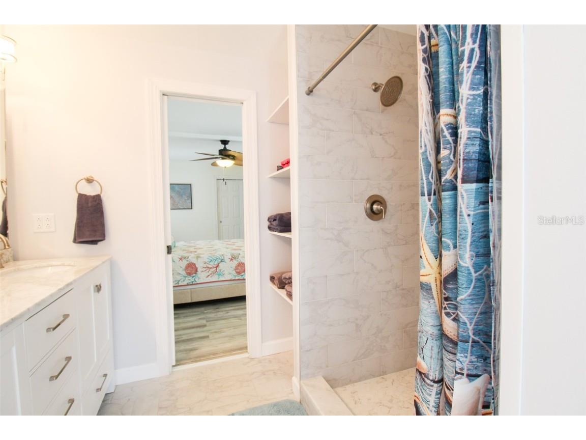 2232 Pine Terrace Sarasota FL 34231 A4510183 image28